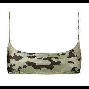 NWT Camo Triangl bathing suit top